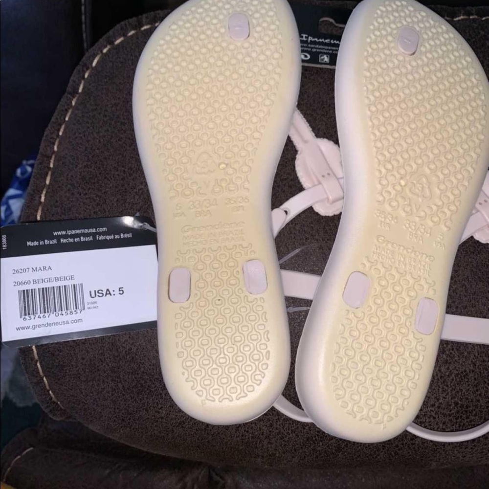 Ipanema sandal - Picture 2 of 2